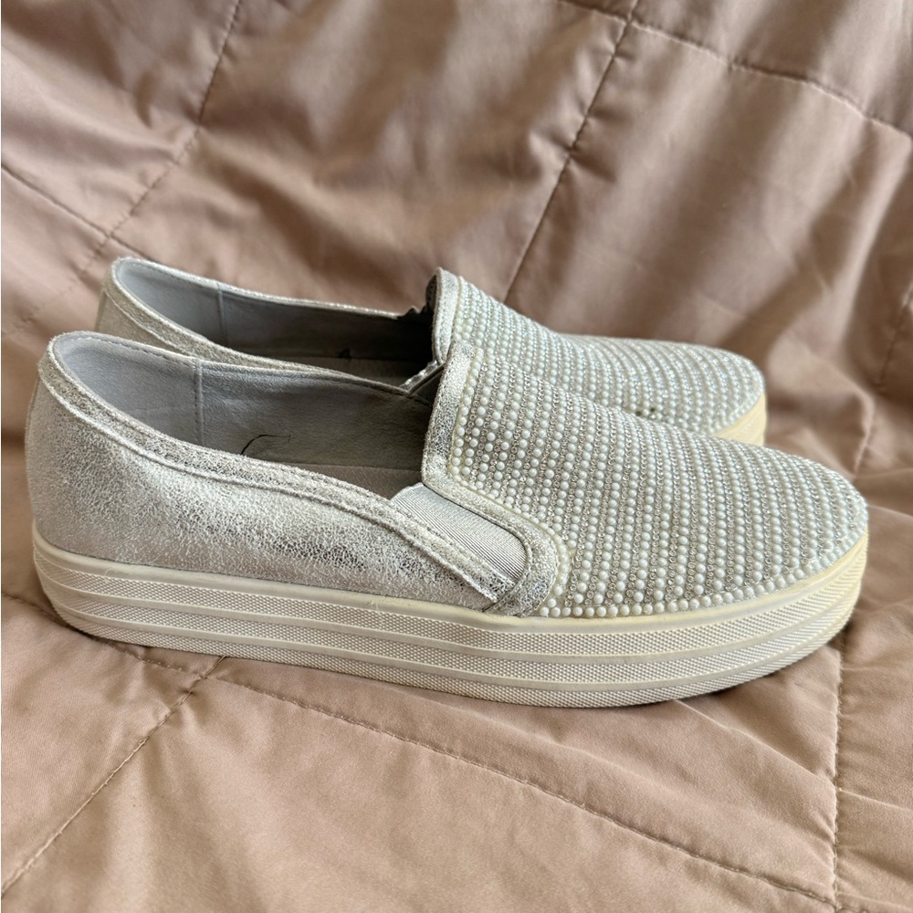 Skechers Women's Shimmering Silver Bling Pearl Slip-On Sneakers
